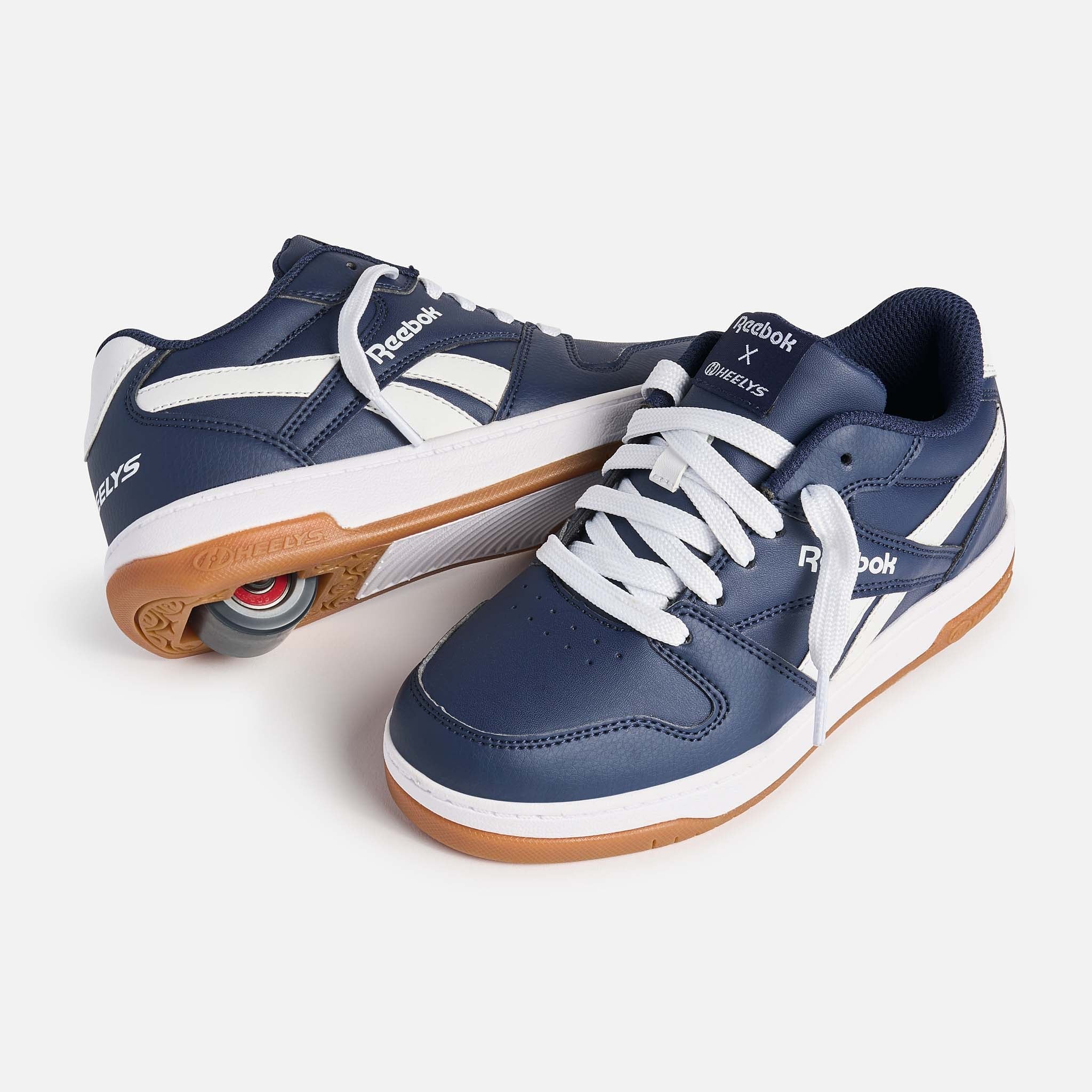 Reebok BB4500 Low - Image 2