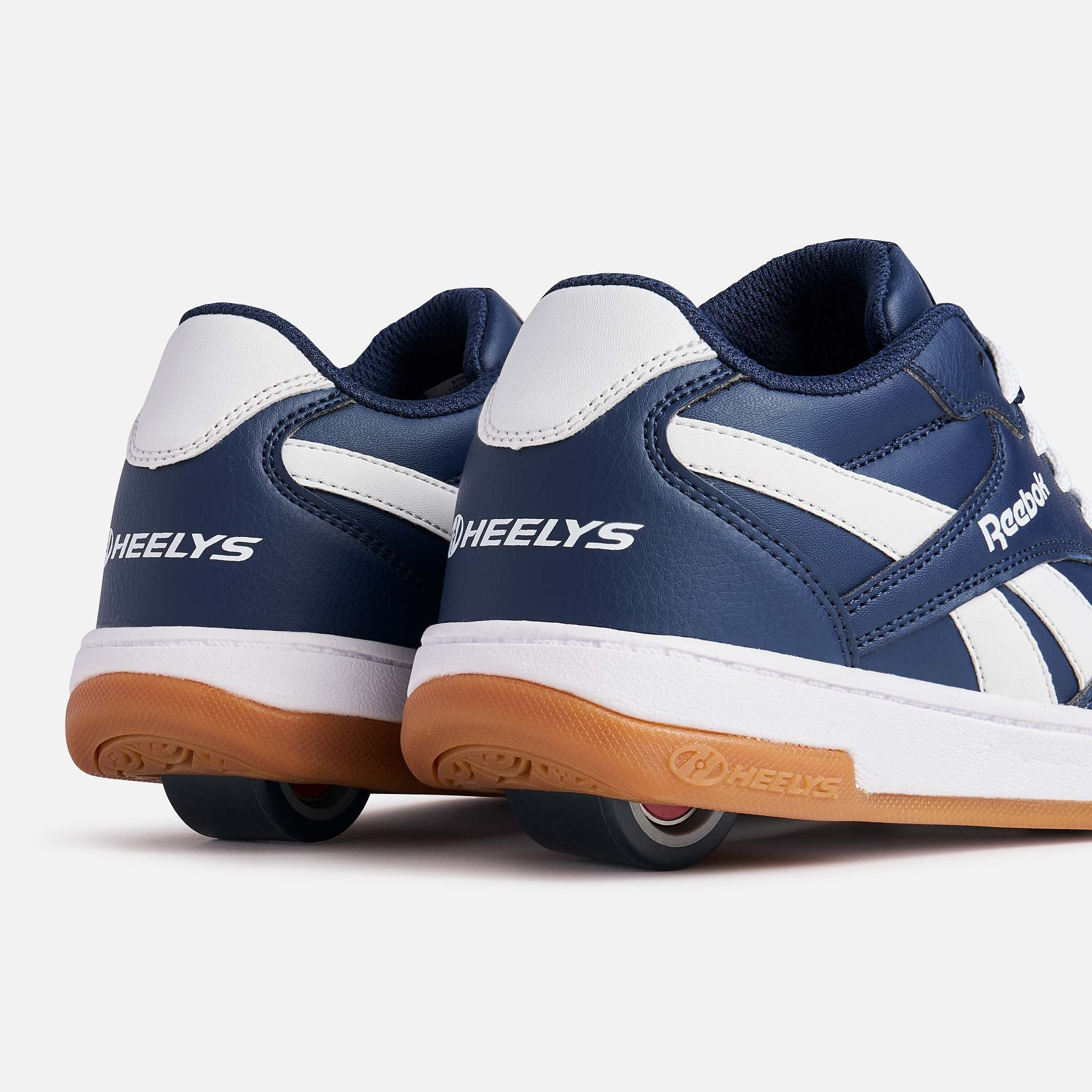 Reebok BB4500 Low - Image 4
